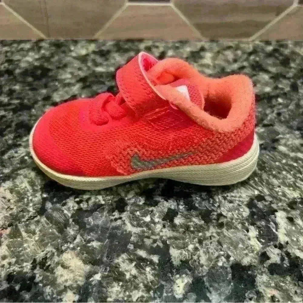 Nike Free Rn Toddlers Style size 4C